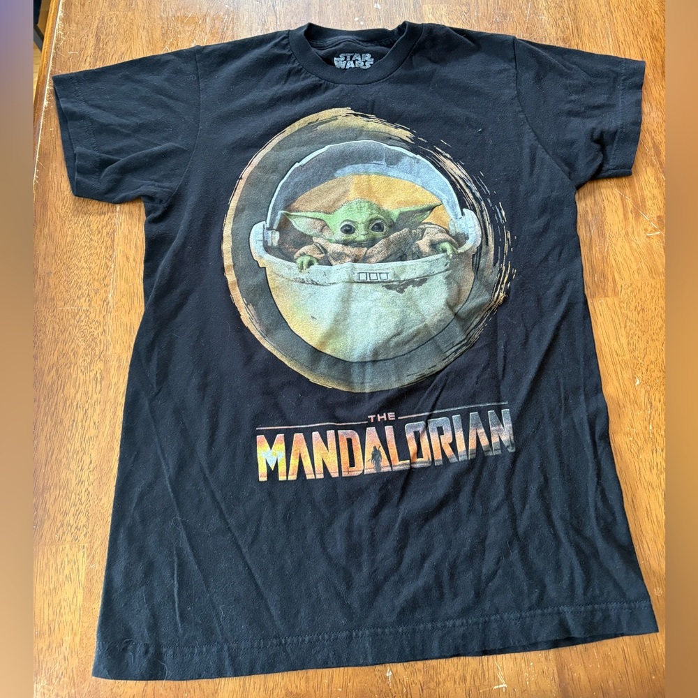 Bioworld The Mandalorian Black Tee with Baby Yoda Design